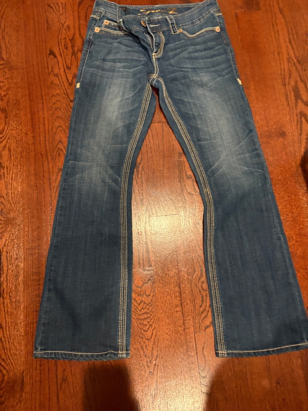 Classic Medium Wash Bootcut seven Jeans
